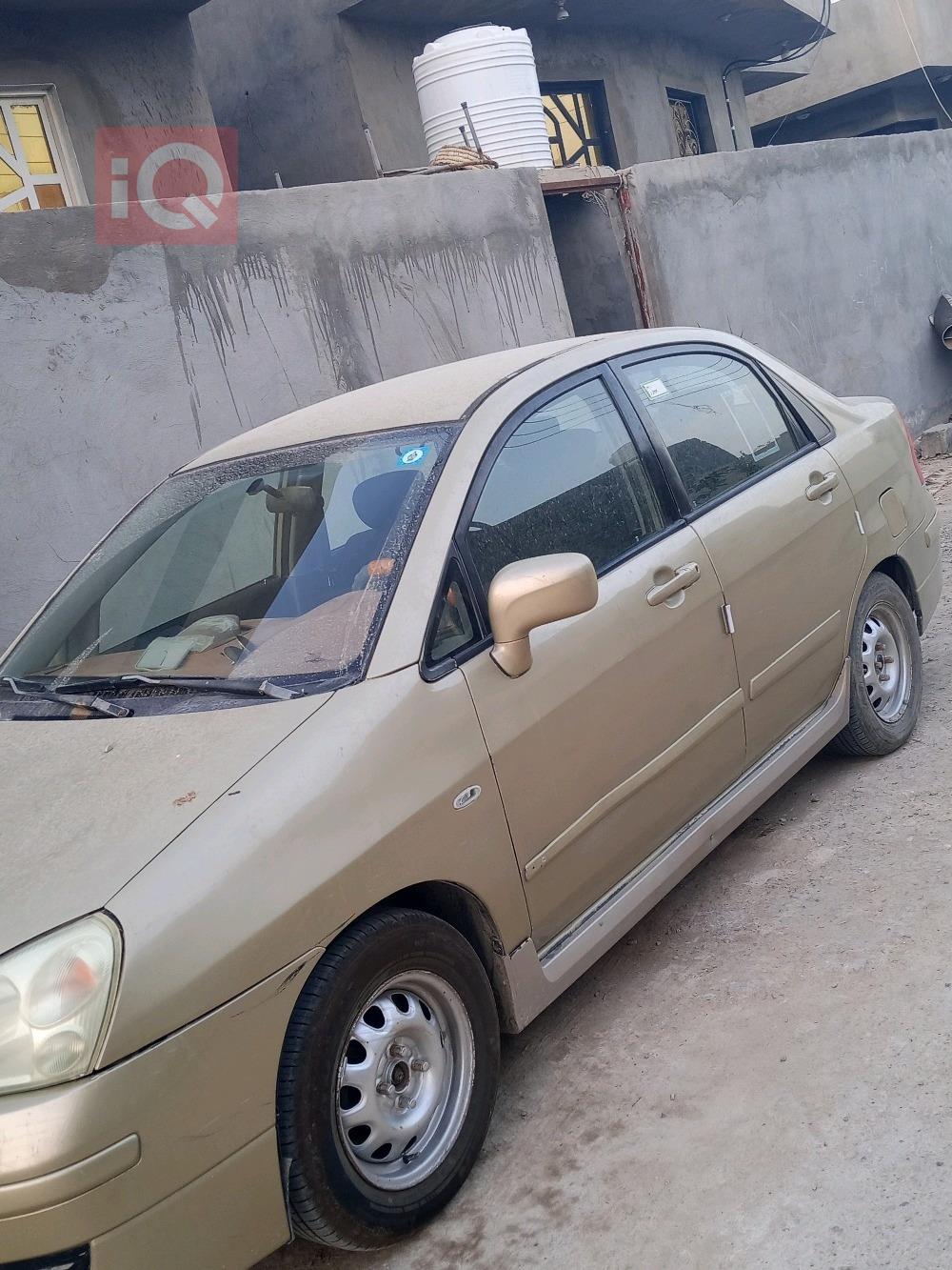 سوزوكي ليانا